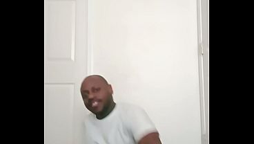 Checking to see if I still have more semen for free after changing my profile picture 2  