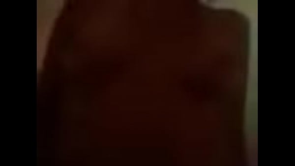 Baianinha putinha dando pro marido