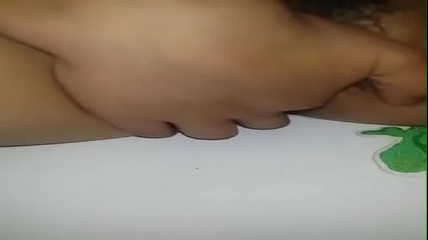 Colegiala gordibuena manda v&iacute;deo a whatsapp  