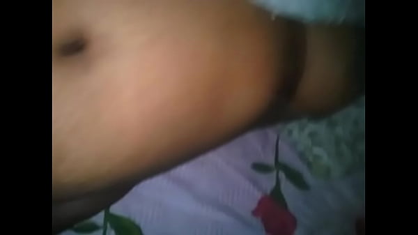 aunty  Showing bigboobs  