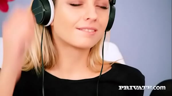 Rebecca Volppetti, At Your Service