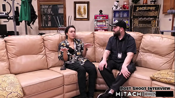 Mara Luv Wants You To Cum With Her As She Cums With A HitachiWand Before Nighty Night  