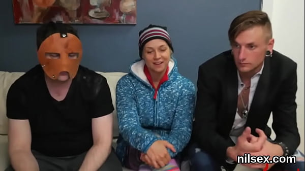 Silly gets her fuckholes gaped and properly fucked 