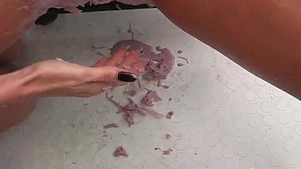 Sexy Carmen sculpting her girlfriends