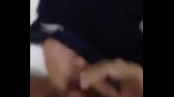 Anh top gi&agrave; m&ecirc; b&uacute;