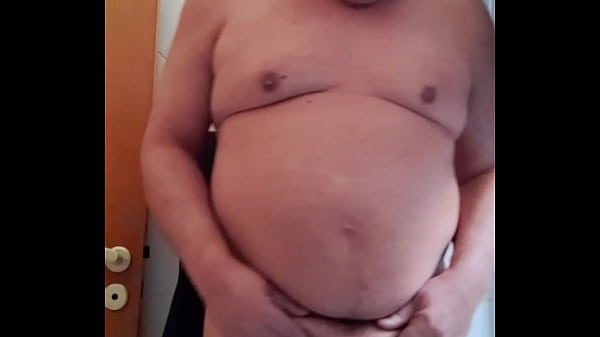 Tirando leite cedinho