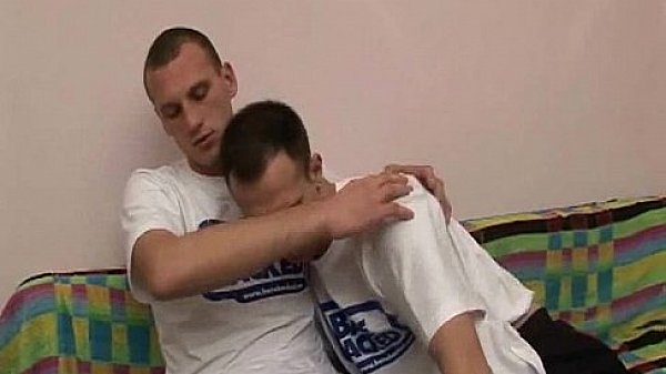 Bareback Gay Sex and Cumswapping  