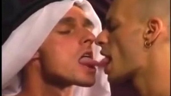 Gay Kissing Compilation n&deg;1