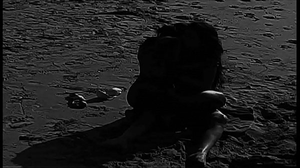 The Unfinished Works of Sean Weathers: Escape from Bloodbath Island (featurette)