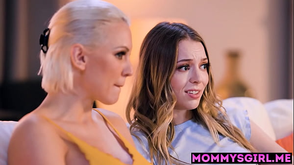 Amazing teen babe Lily Larimar seduced stepmom and enjoyed pussy licking by her