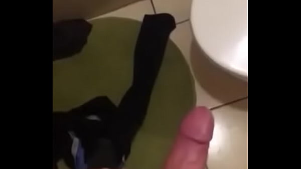 Cuando debes mostrar un poco de piel para ganar el pan