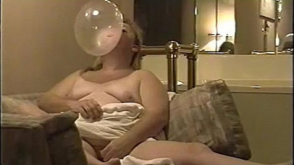 Bubblegum Fun(1) Lilblueeyes  