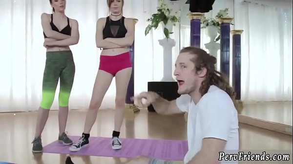 Natural round tits teen  school bus teen threesome