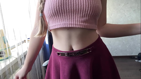 Snow Maiden fucked herself with a dildo and squirted