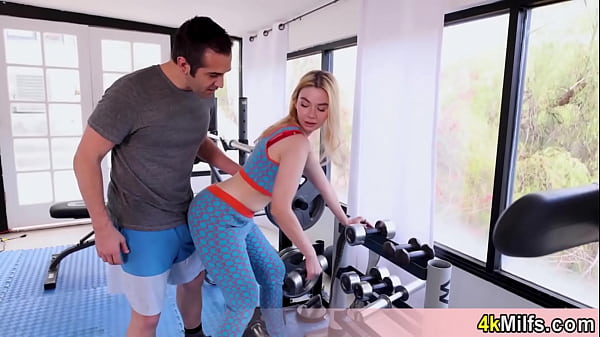 Sexy workout ands in a quickie fuck  