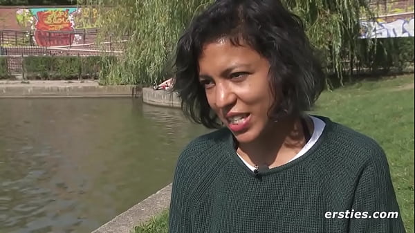 Ersties: Hot Amateur Babe Shows Us How She Likes To Masturbate 