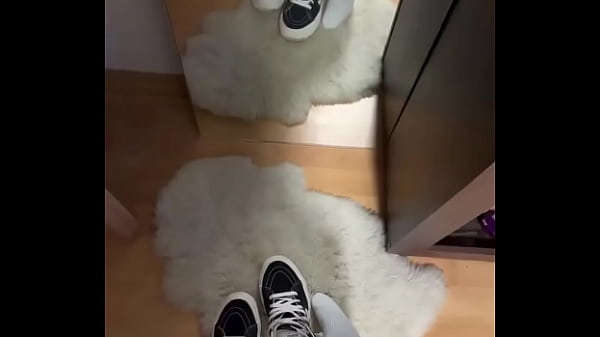 Sunday! ?#feet #feetworld #fetisch  girl creator #socks #soles #vans #whitesocks