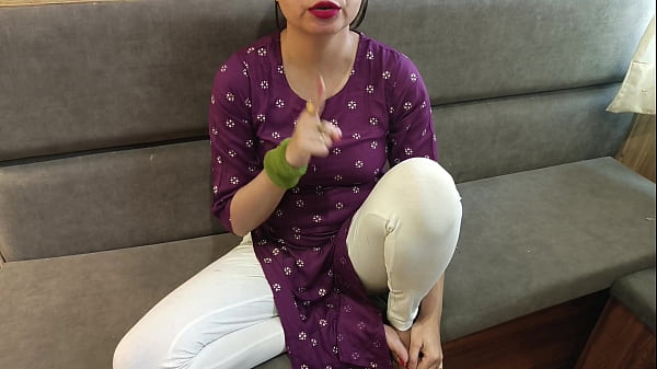 Desi step mom seduces her step son succking dick elwet pusssy licking in hindi