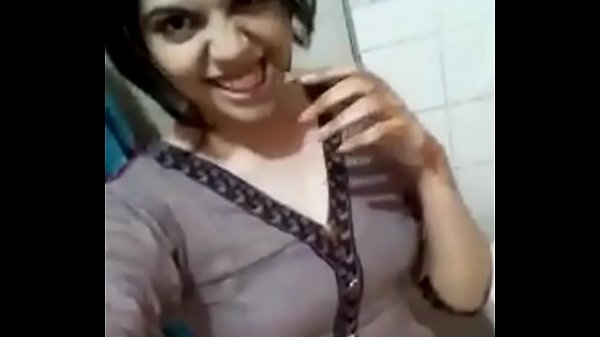 Ese Man sacude pija peque&ntilde;a