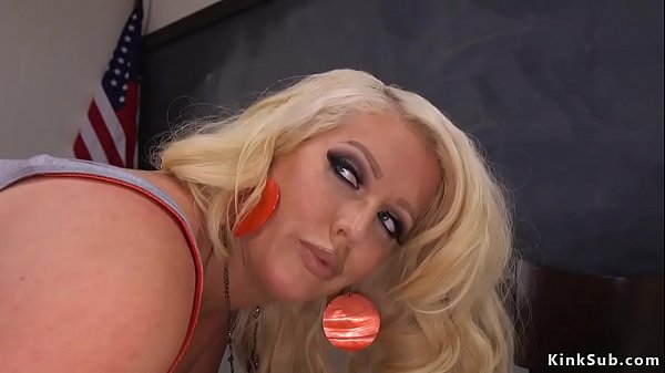 Huge tits Milf professor Alura Jeson gets anal plugged by her lesbian students Casey Calvery and Aspen Ora then they anal fucking