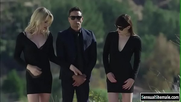 Tgirl gets her juicy ass banged by hunk guy D Arclyte