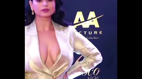 Indian hot boobs