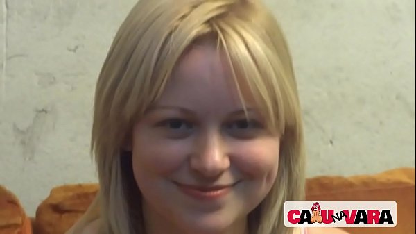 jovem loira fodendo com um negro do pau enorme  