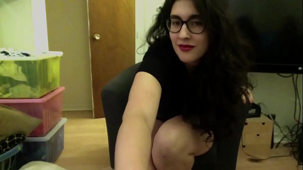 Sexy Brunette Big Ass Milf Talks About Why She Loves Big Dicks