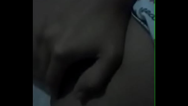 Gostosa batendo uma siririca anapolis