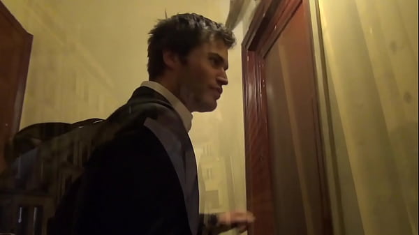 Trailer - Doryann Marguet soumet comme la derni&egrave;re de pute David Valentin 