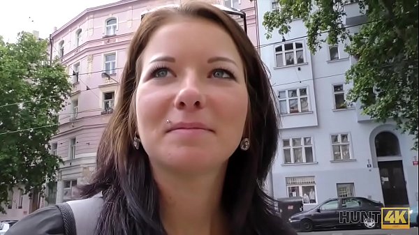 HUNT4K. Denisse viene a Praga para divertirse pero no para museos aburridos