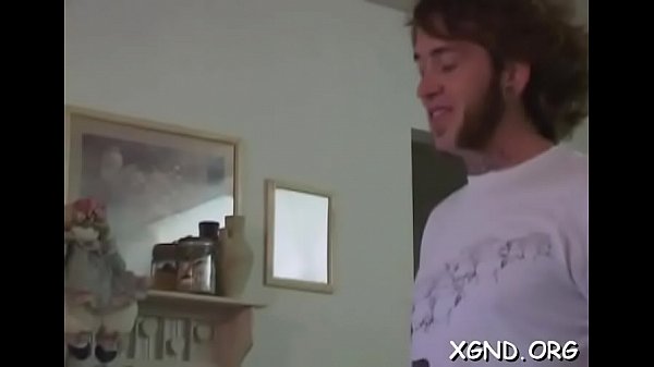 That babe can barely take it  