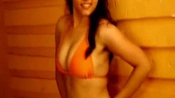 Gorgeously sexy Indian knows how to pose for the cameraindianindian