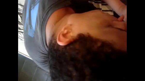 Chupando o gay cafuso