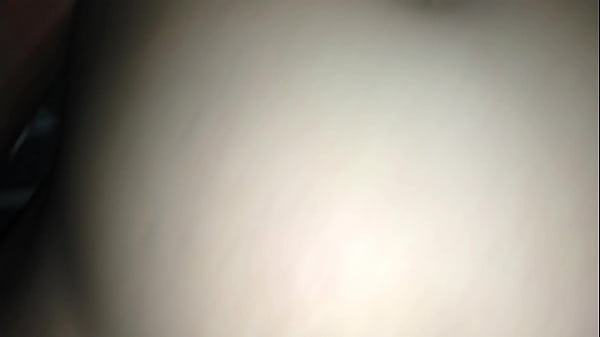 เล่นหีสาวใหญ่แหกหีเธอแล้วเอาควยถูให้น้ำแตกก่อนจะยัดมันเข้าไปในรูหี