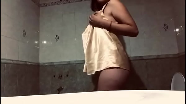 Amiguita trola ayuda