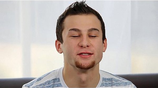 GayCastings Beau Fucks for the First Time on Camera 