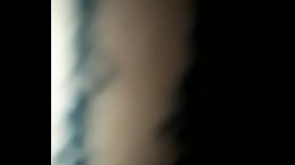 Mi esposa bbw masturb&aacute;ndose en casa  