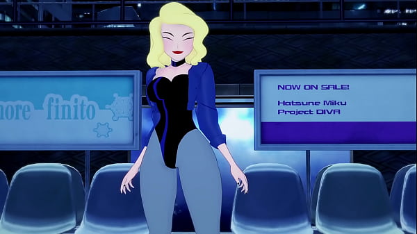 Black Canary blowjob sucking