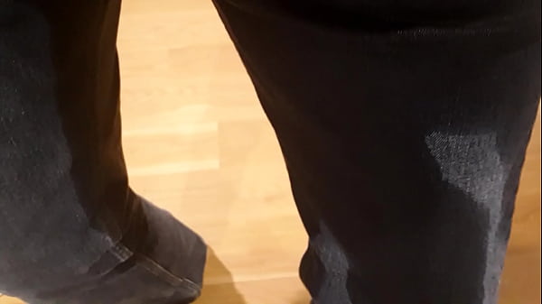 I REALLY need to pee but was to lazy to to to the bathroom so I just. Decided to piss my pants all over the floor. Most of the piss soaked the front and back of the left pant leg