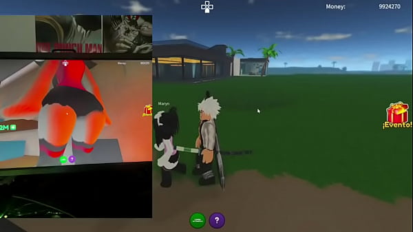 NOVIOS COJEN DESCONTROLADAMENTE EN LUGAR PUBLICO CON ROPA  