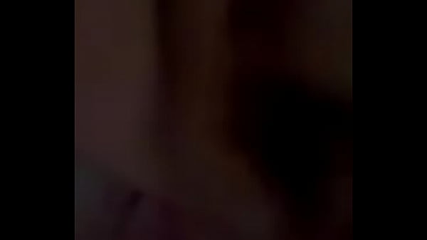 Tocandose en casa sola 