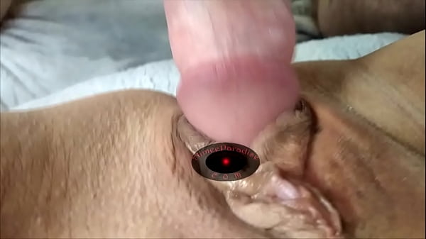 Strong dick in the pussy of a mature bitch and wet mom's pussy close up! 