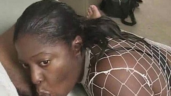 Ebony couple oral sex