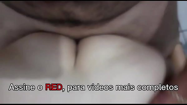 Dando pra garot&atilde;o do tinder.