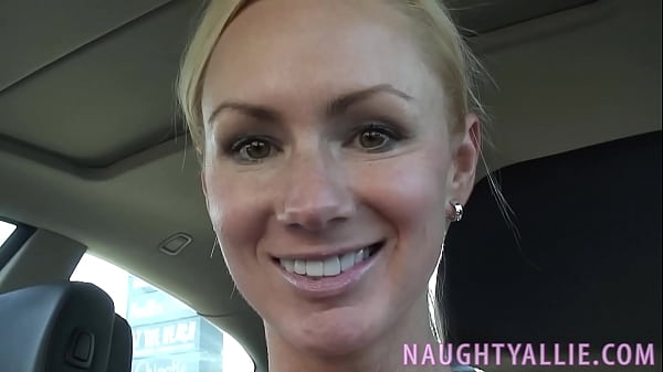 MASTURBATING AT THE TANNING SALON