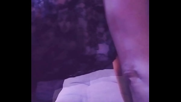 Hellooo qui veut ma chatte ? ?  