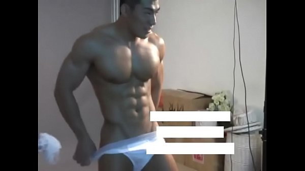 Meili Series - Muscular Jock Hunk Showing His Hot Body ( Behind The Scene )