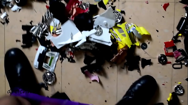 Crushing big cars crushing-boots, crushing-cars, destruction-racing-car, crush-racing-car, to-break-racing-car, crushed-racing-car  