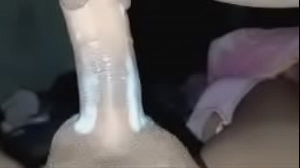 แหกหีสาวสวยเอาควยให้เธออมจนน้ำแตกเต็มปากแล้วยังควยดเข้ารูแตดเย็ดหีเธออย่างเสียงเสียงครางเธอทำให้มีอารมณ์สุดๆเธอสำเร็จความไคร่ถึงสองครั้งน้ำแตกเยอะมาก  